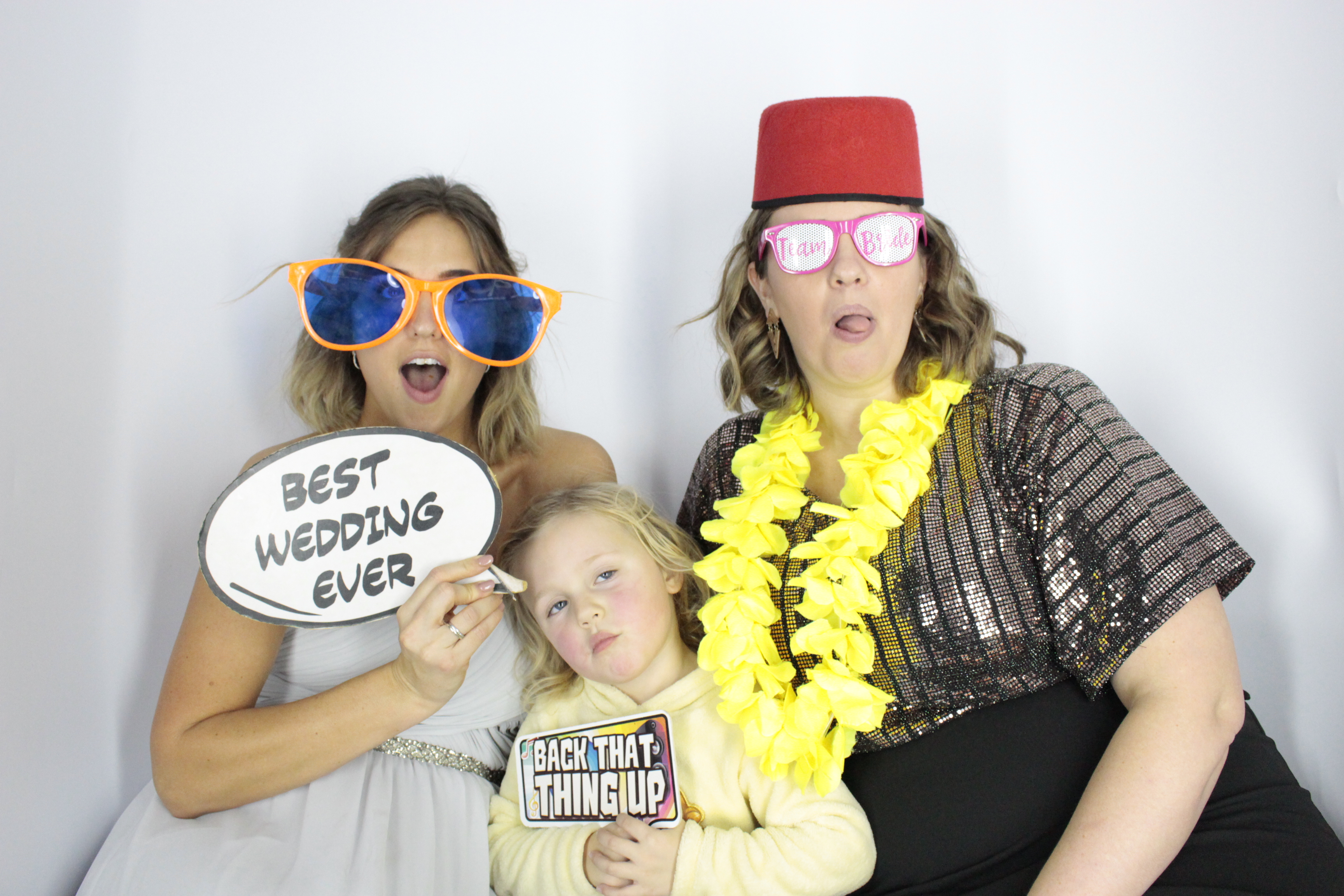 Darren and Claire’s Wedding  | View more photos from the event at gallery.myphotoboothexperience.co.uk/u/MyPhotoBoothExperienceLtd/Darren-and-Claire’s-Wedding